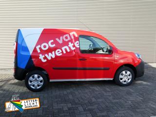 autoreclame carwrap van een Renault Kangoo.